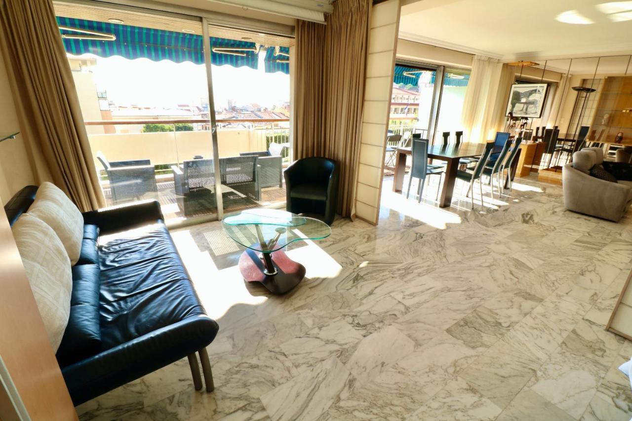2, 3 And 4 Bedroom Sea View Forville Apartments 5 Mins From The Palais カンヌ エクステリア 写真