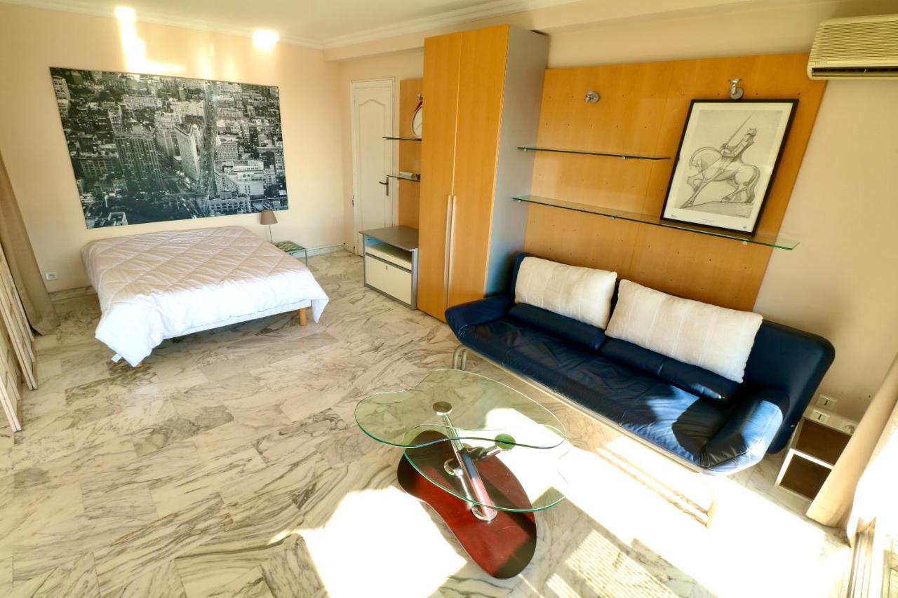 2, 3 And 4 Bedroom Sea View Forville Apartments 5 Mins From The Palais カンヌ エクステリア 写真