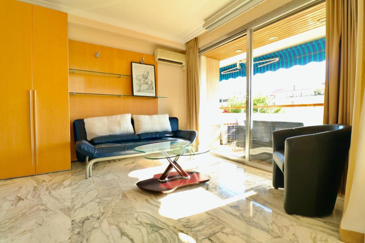 2, 3 And 4 Bedroom Sea View Forville Apartments 5 Mins From The Palais カンヌ エクステリア 写真