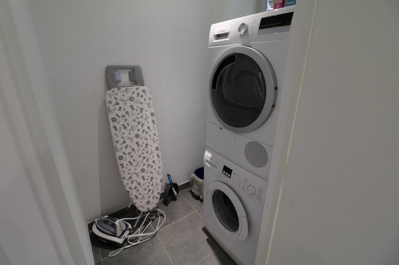 2, 3 And 4 Bedroom Sea View Forville Apartments 5 Mins From The Palais カンヌ エクステリア 写真